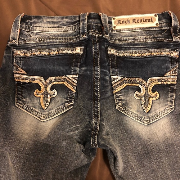 Brand new never worn rock revival boot cut jeans - Picture 2 of 4